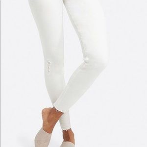 Spanx distressed white skinny jeans. New with tags. Size ca
